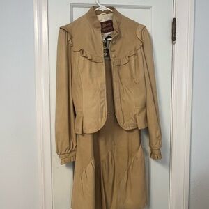 PIONEER Suede blouse and skirt set